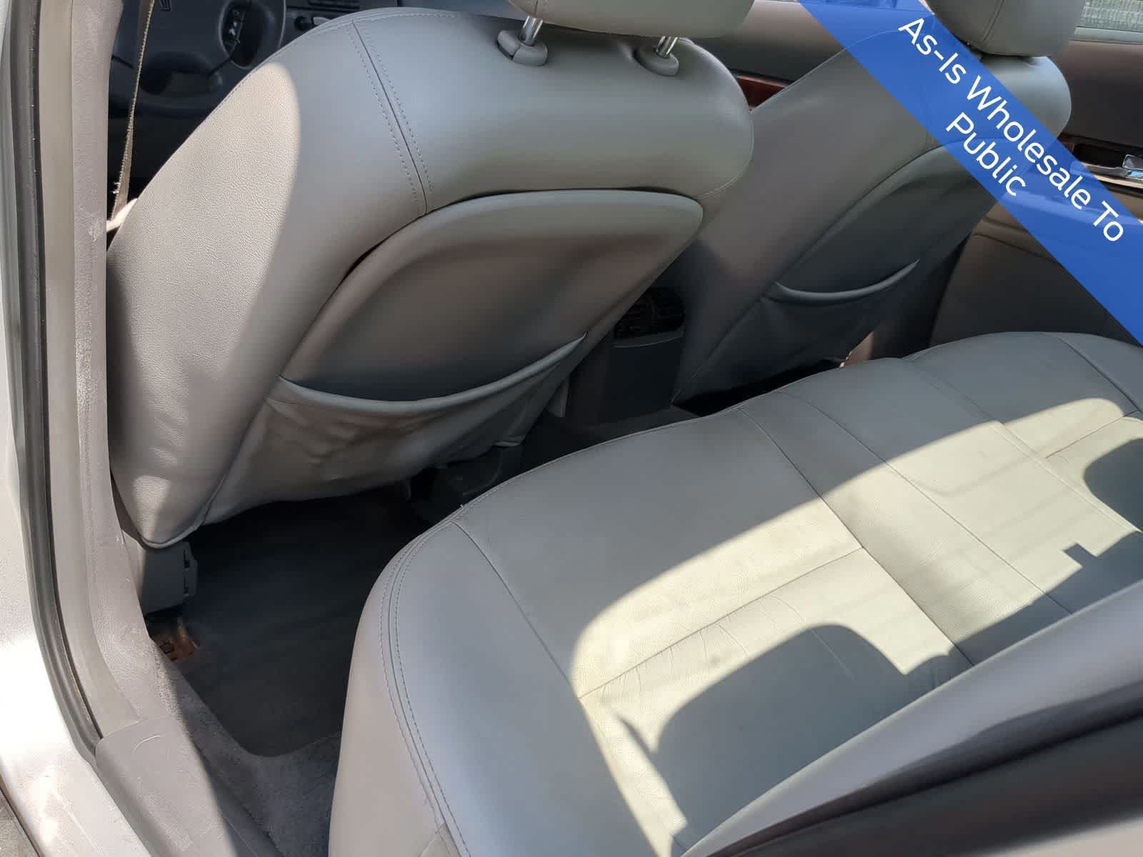 Thumbnail: 2000 Lincoln LS - 18