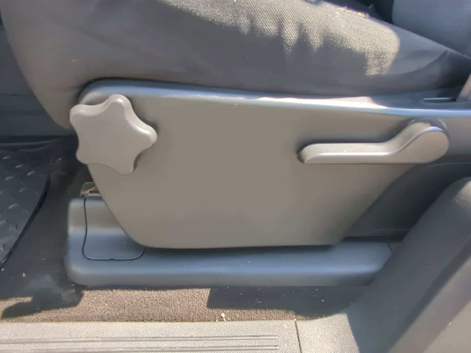 Thumbnail: 2009 Chevrolet Silverado 2500 - 19