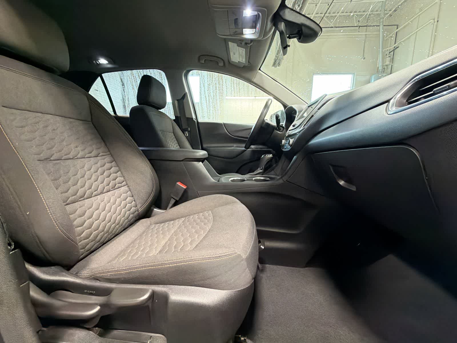 Thumbnail: 2020 Chevrolet Equinox - 26