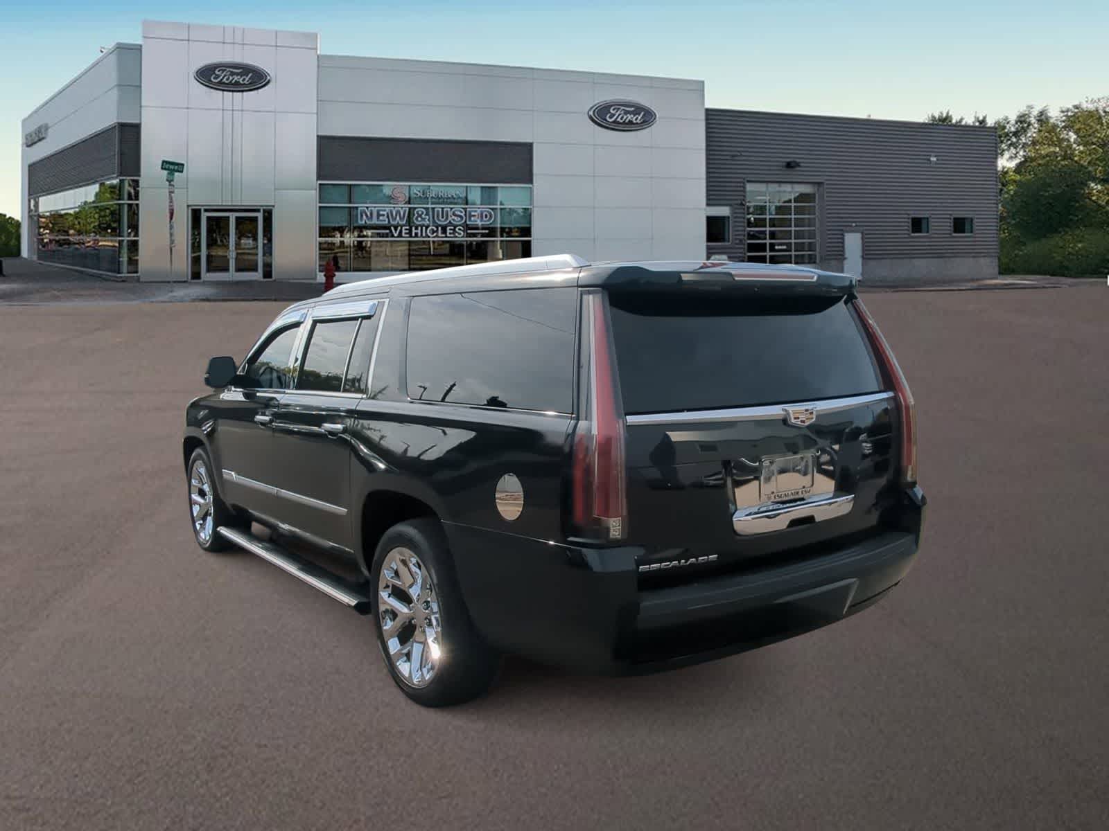 Thumbnail: 2016 Cadillac Escalade - 8