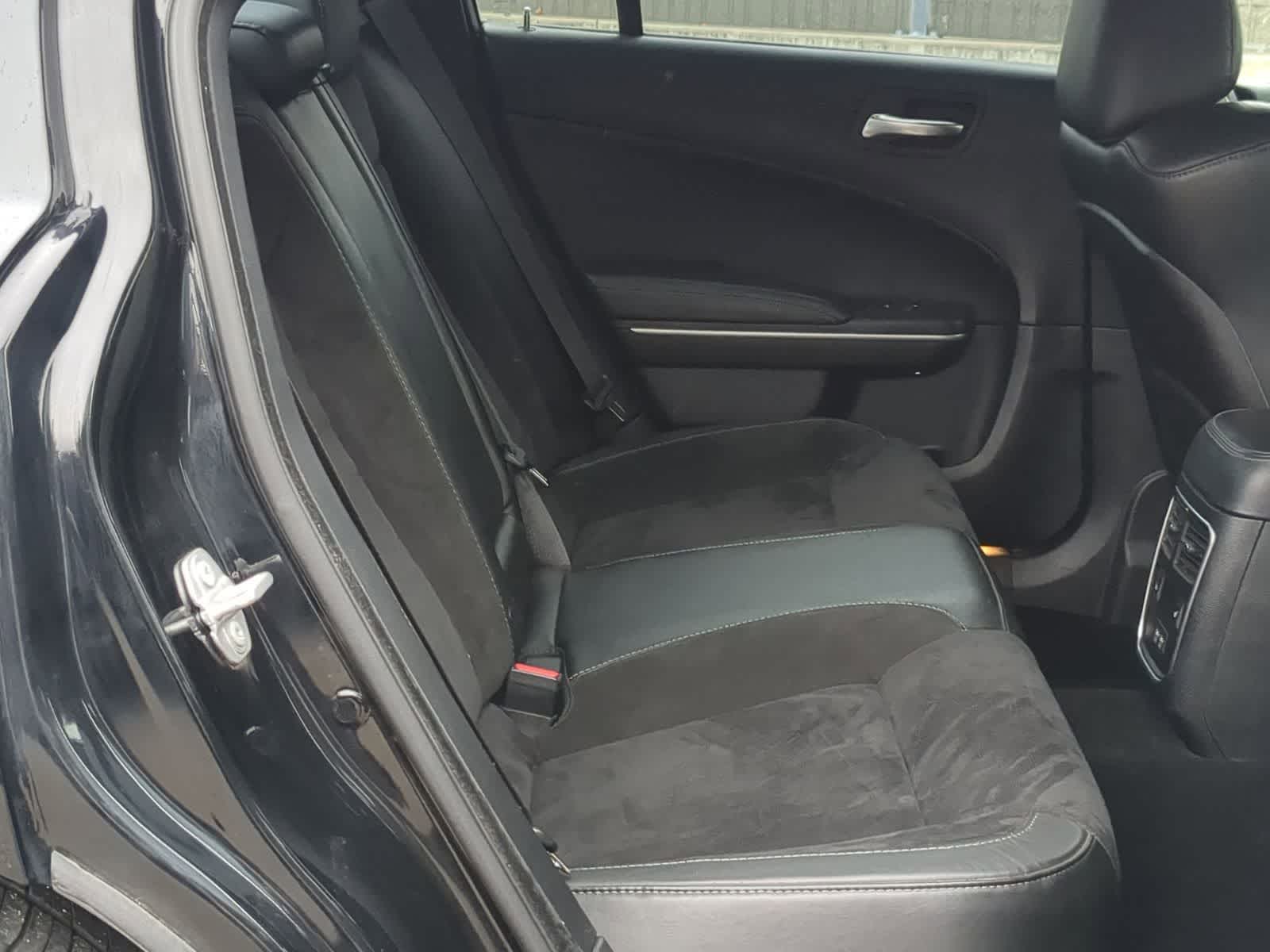 Thumbnail: 2019 Dodge Charger - 21