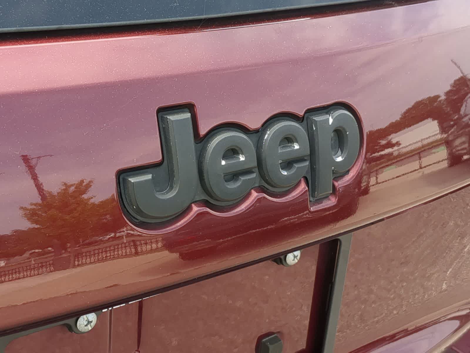 2017 Jeep Grand Cherokee SRT 16
