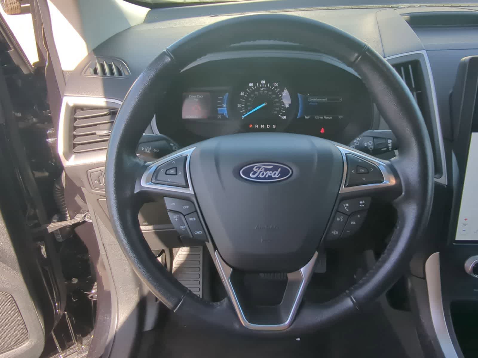 Thumbnail: 2023 Ford Edge - 25