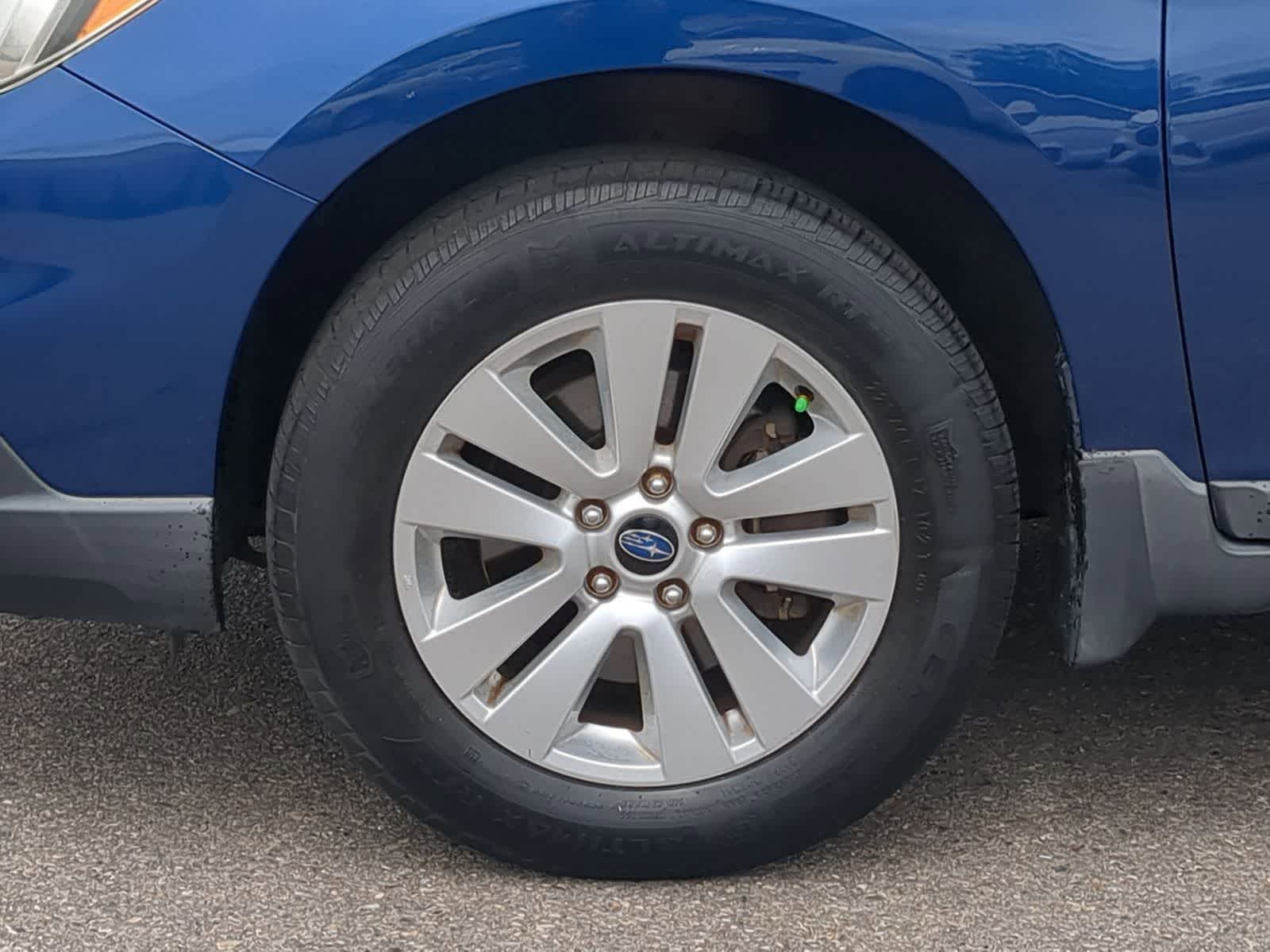 Thumbnail: 2016 Subaru Outback - 18