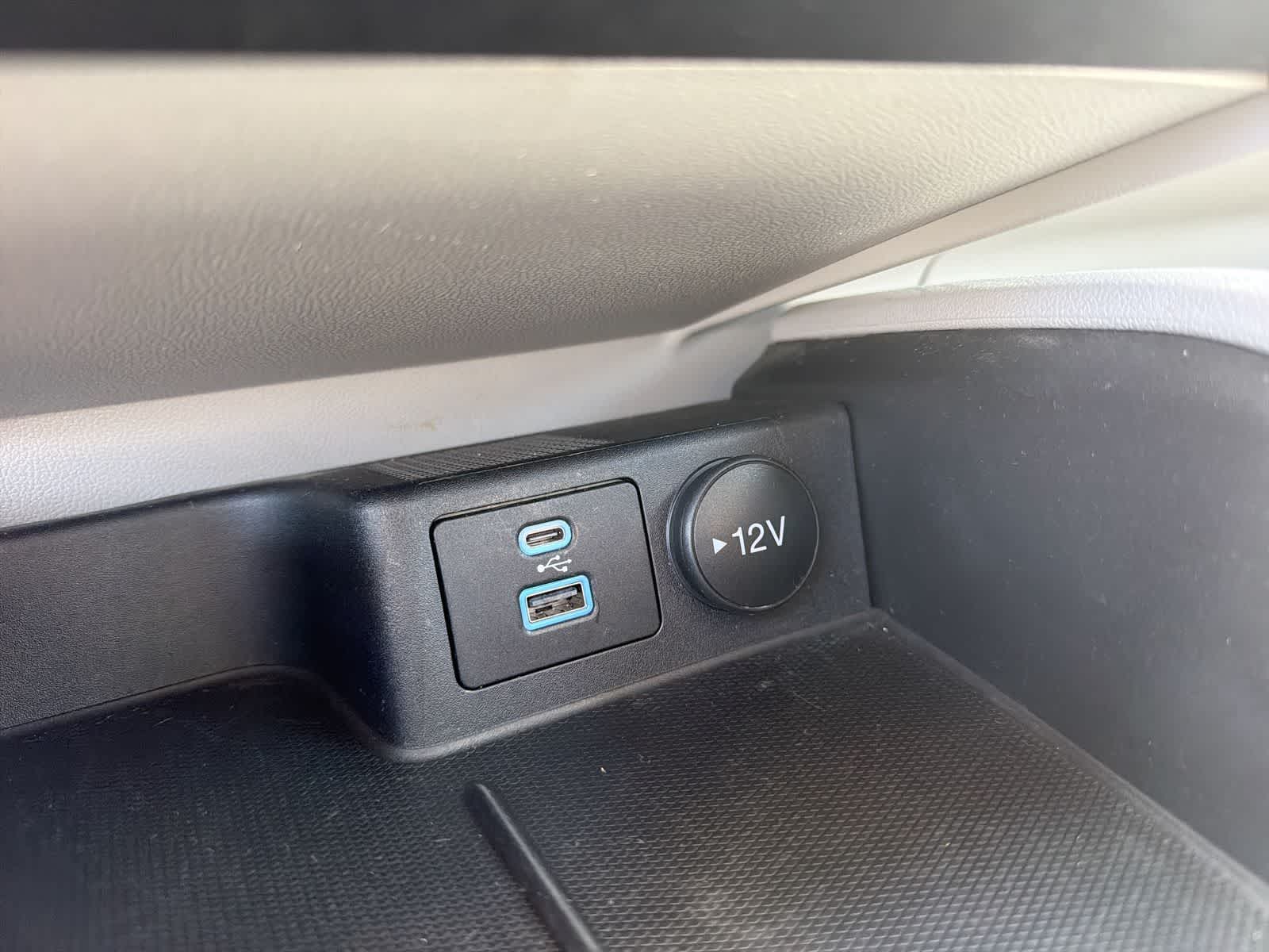 Thumbnail: 2023 Ford Escape - 34