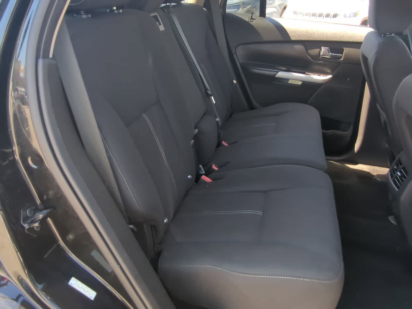 Thumbnail: 2012 Ford Edge - 22