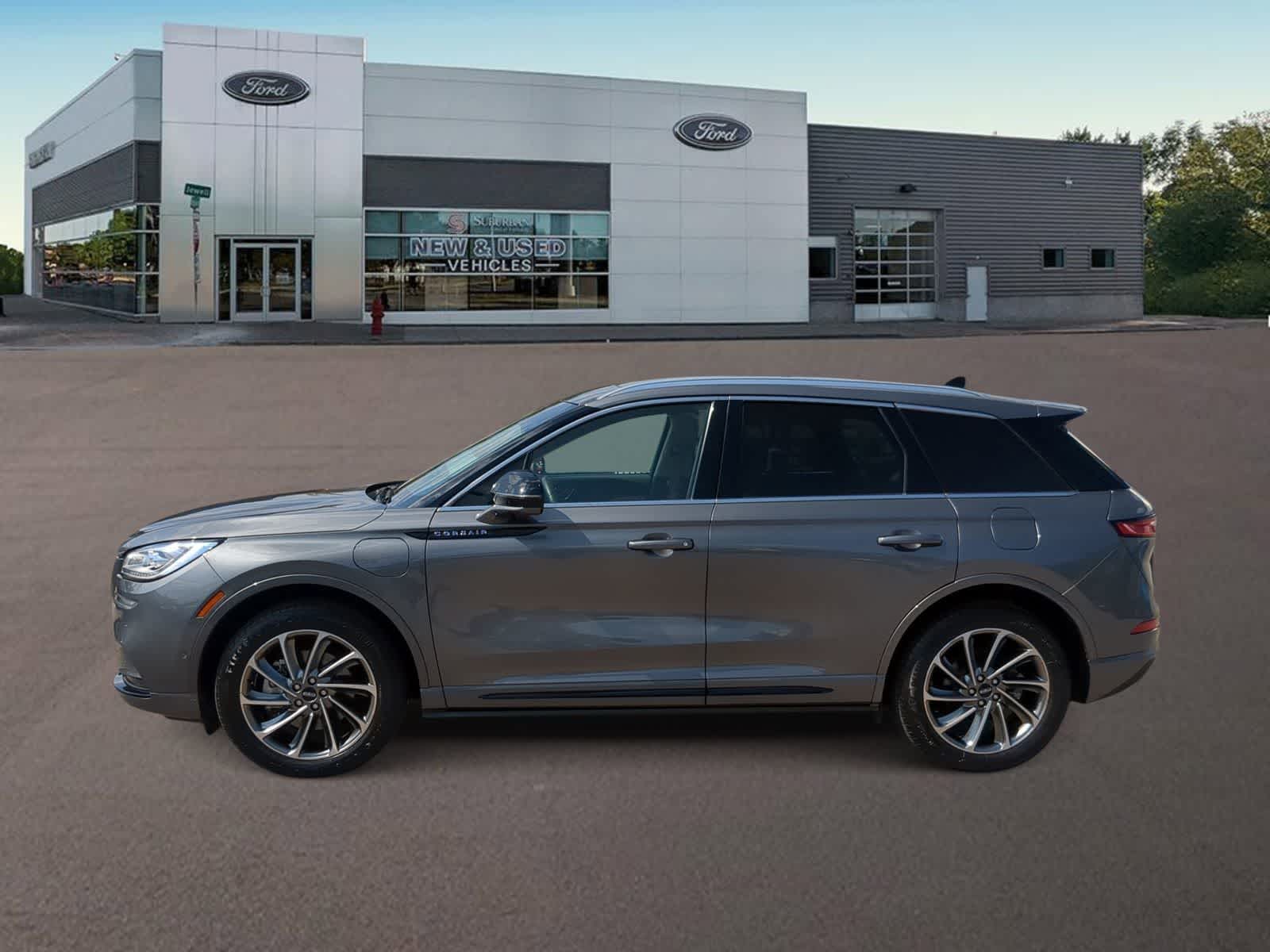 Thumbnail: 2022 Lincoln Corsair - 7