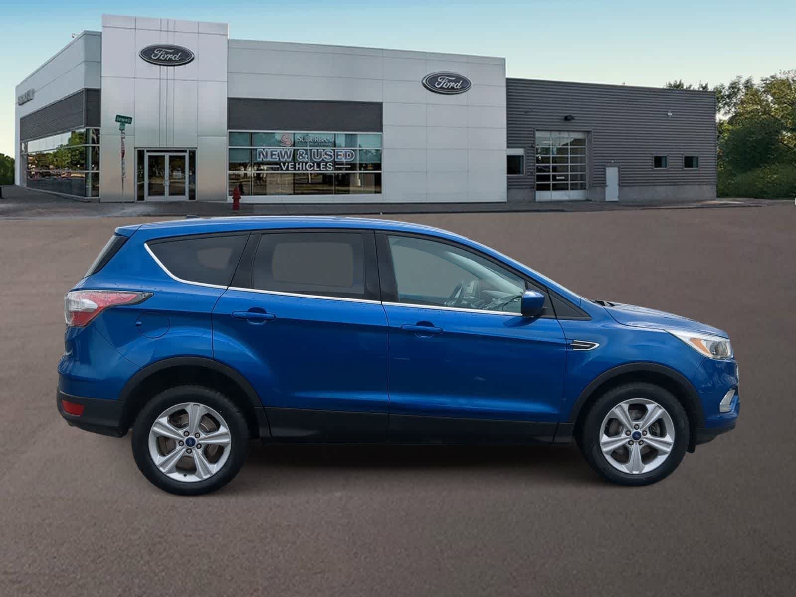 Thumbnail: 2017 Ford Escape - 11