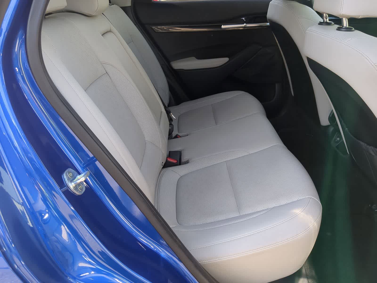 Thumbnail: 2022 Kia Seltos - 23