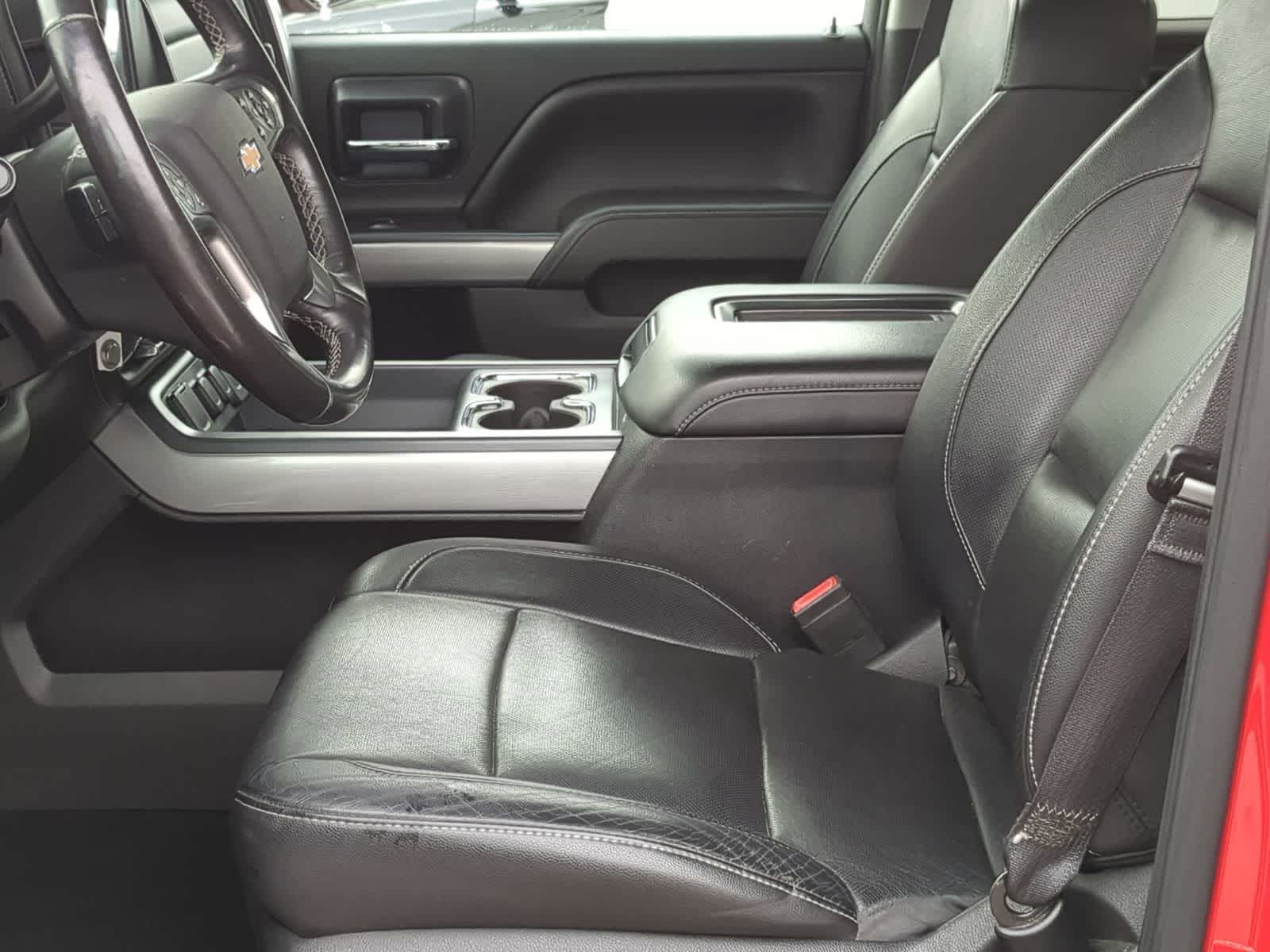 Thumbnail: 2016 Chevrolet Silverado 1500 - 19