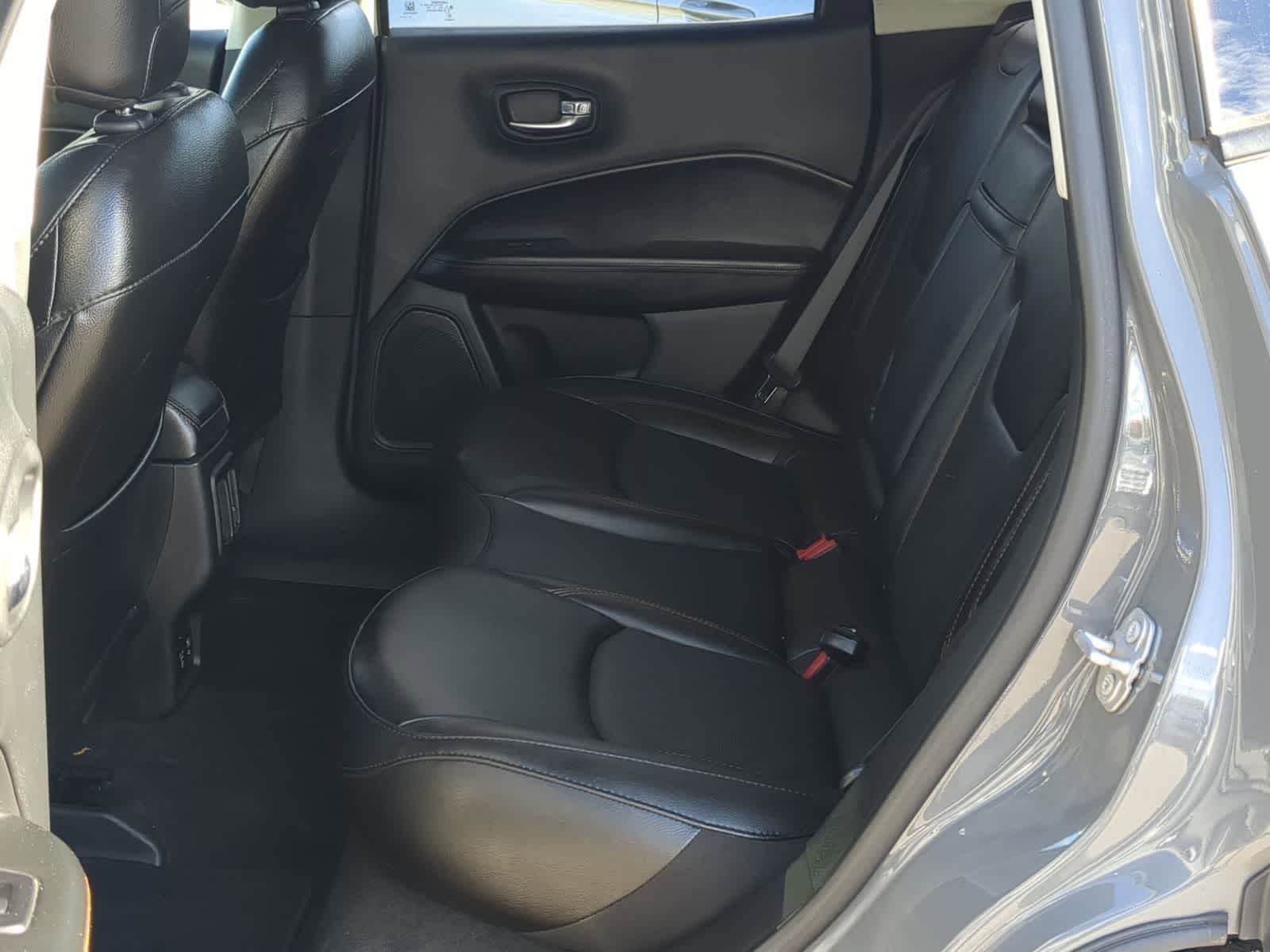 Thumbnail: 2020 Jeep Compass - 21