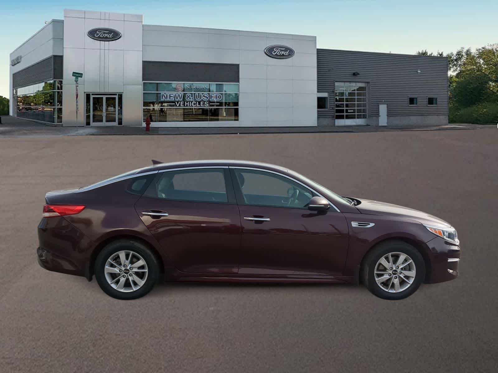 Thumbnail: 2017 Kia Optima - 12