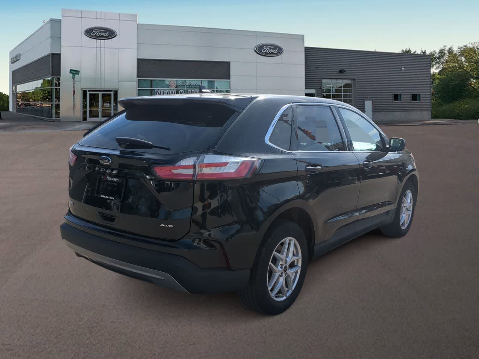 Thumbnail: 2023 Ford Edge - 11