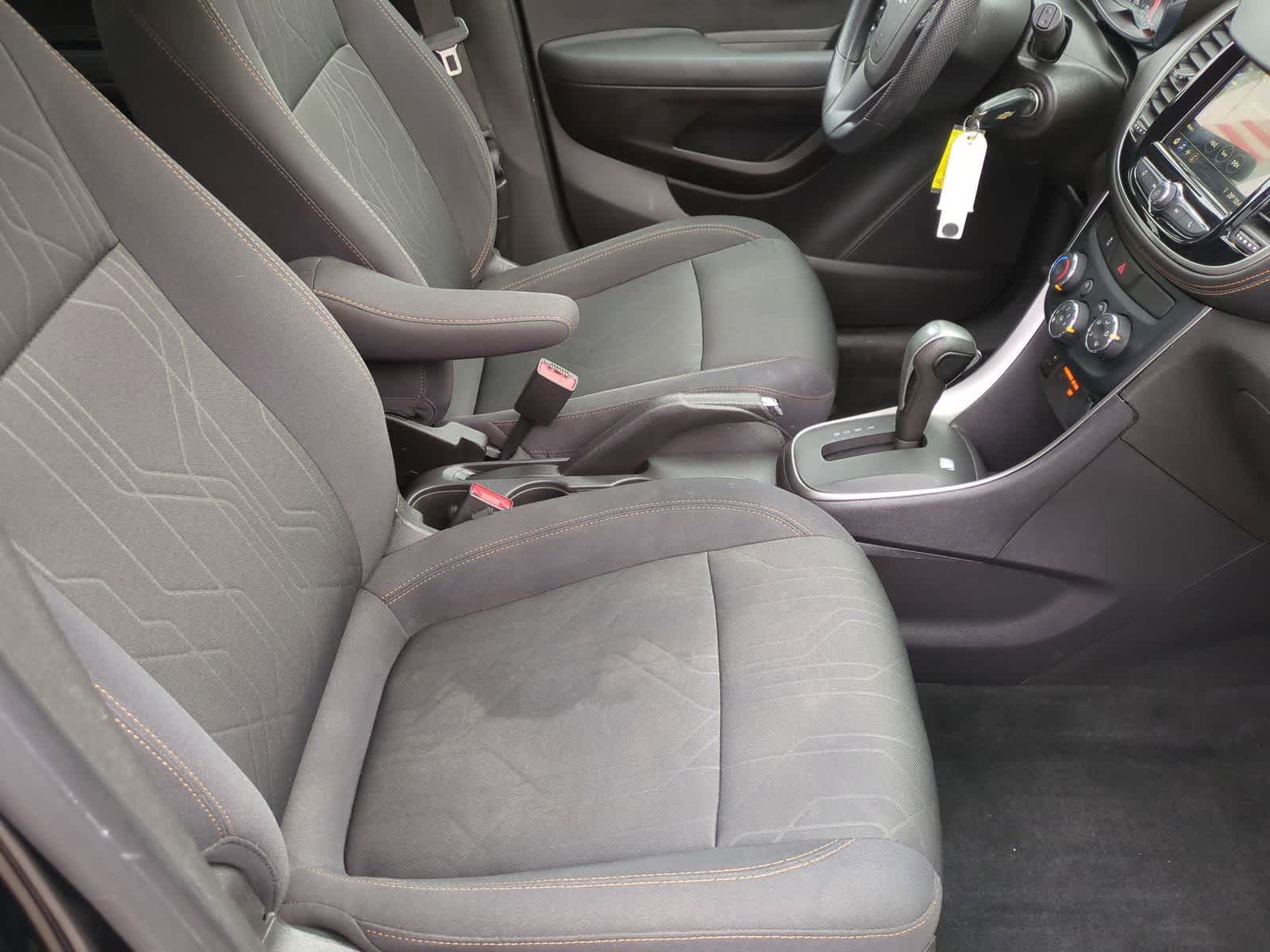 Thumbnail: 2019 Chevrolet Trax - 24