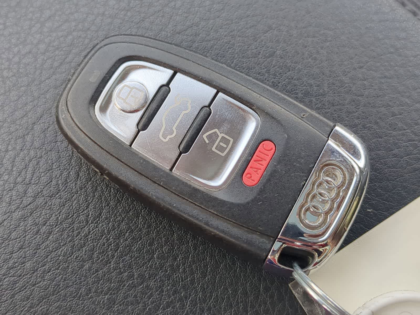 Thumbnail: 2012 Audi Q5 - 37