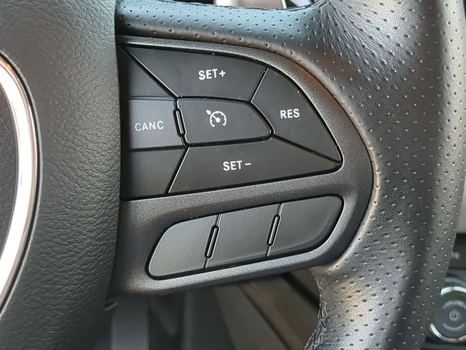 2022 Dodge Durango R/T 29