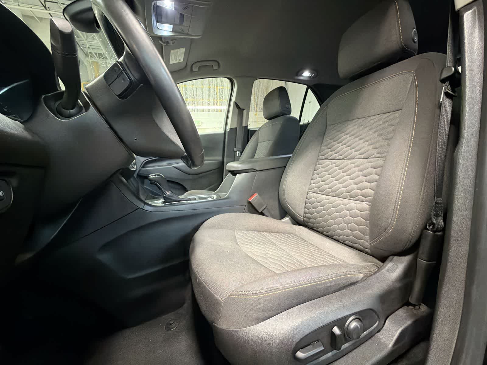 Thumbnail: 2020 Chevrolet Equinox - 21