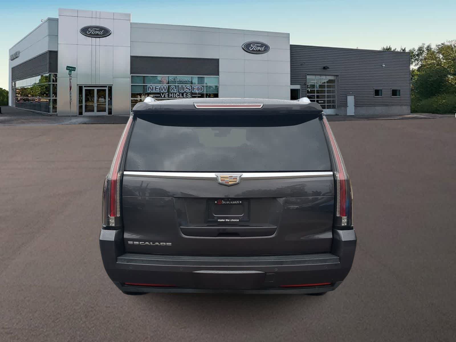 Thumbnail: 2017 Cadillac Escalade - 10