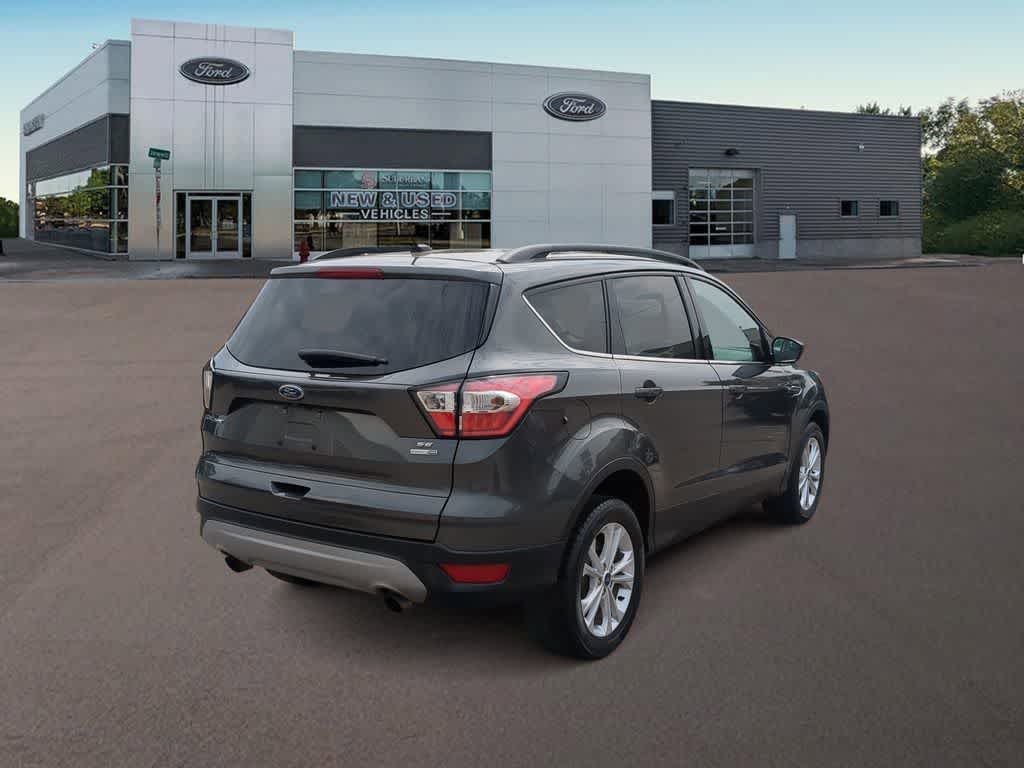 2018 Ford Escape SE 11