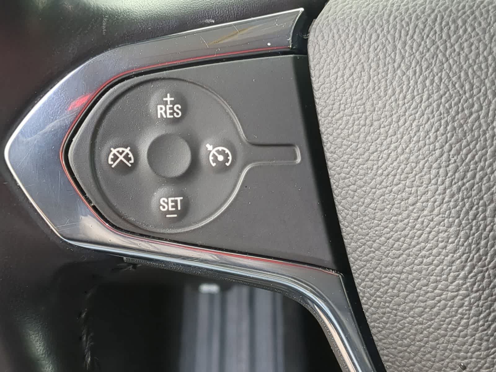 Thumbnail: 2019 Chevrolet Traverse - 29