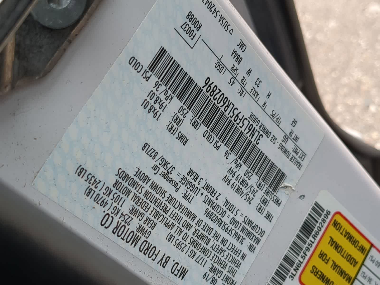 Thumbnail: 2020 Lincoln MKZ - 40