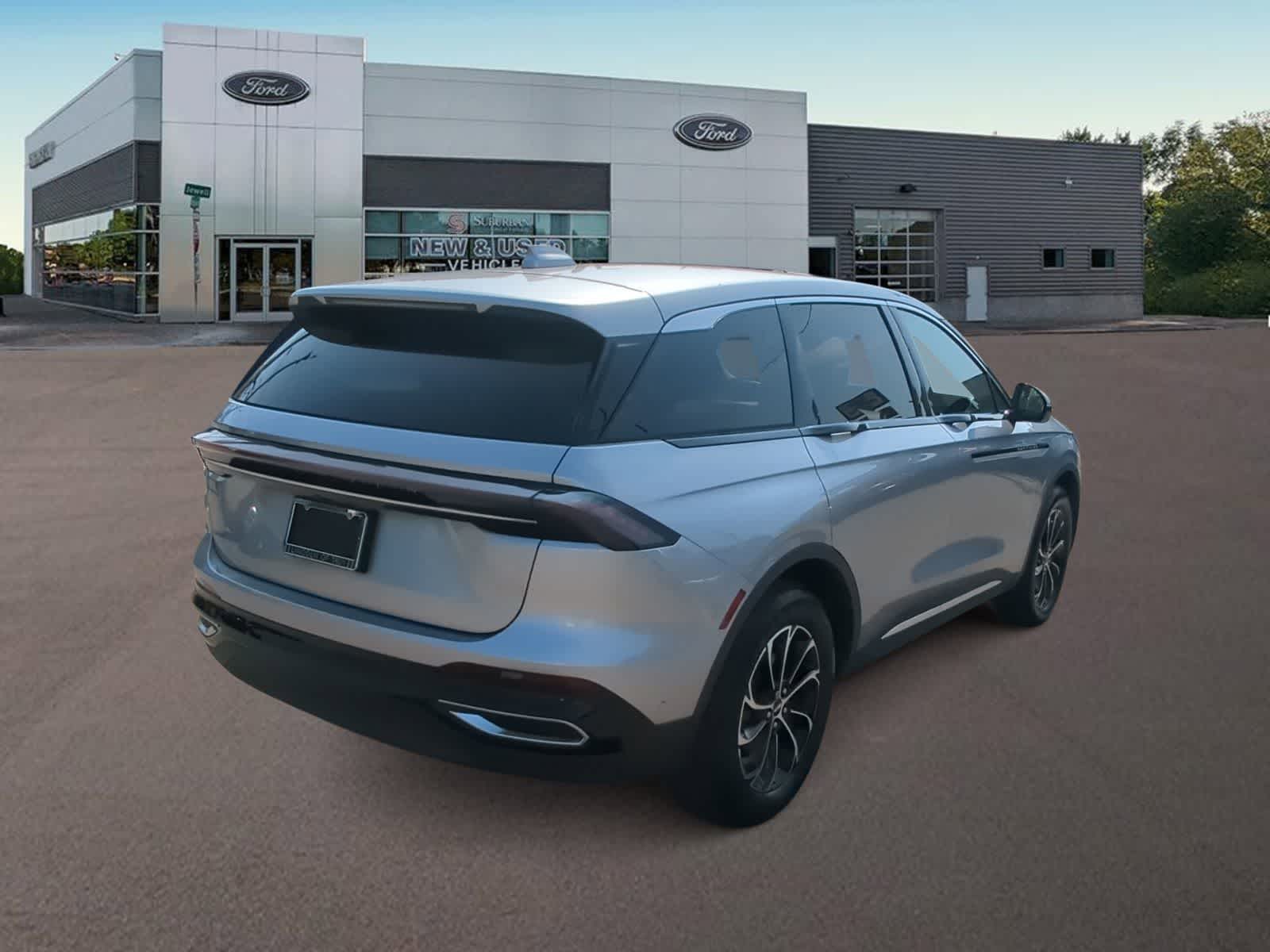 Thumbnail: 2024 Lincoln Nautilus - 11