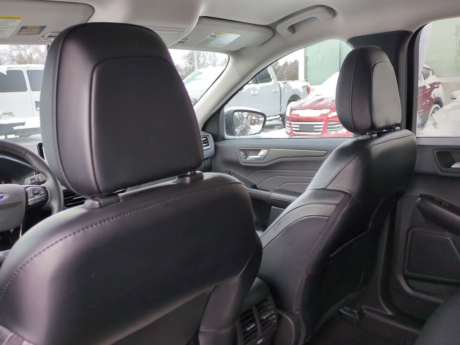 Thumbnail: 2023 Ford Escape - 22