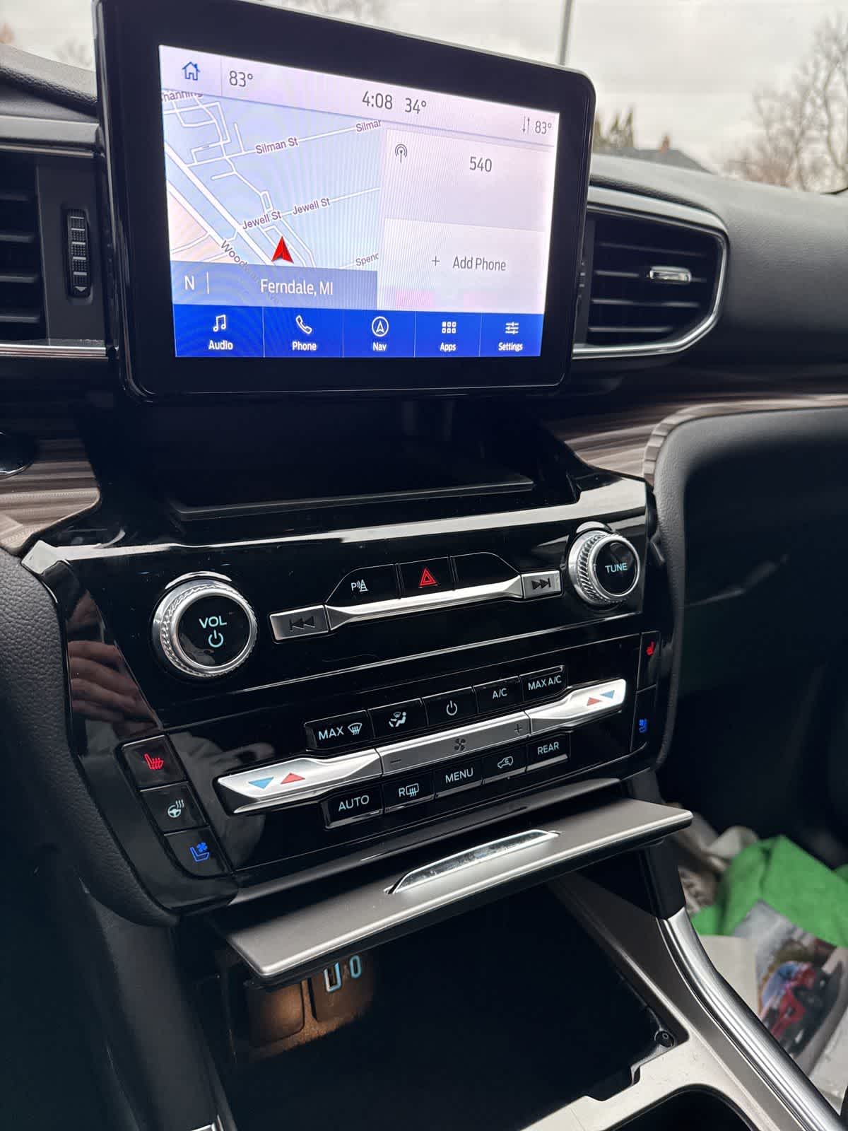 Thumbnail: 2023 Ford Explorer - 24