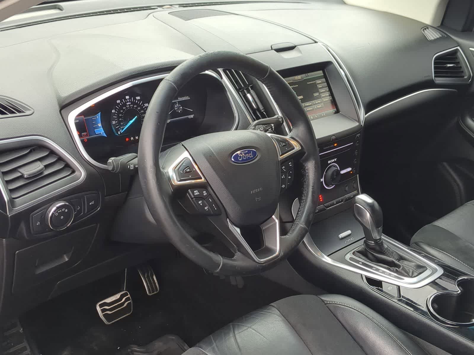 Thumbnail: 2015 Ford Edge - 14