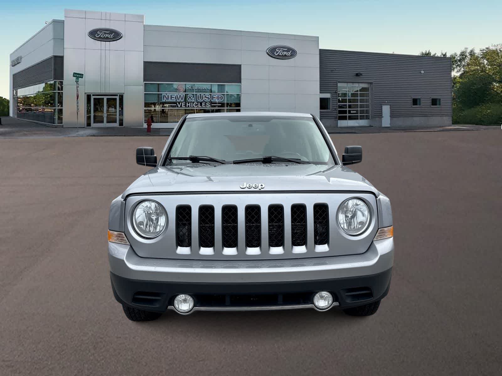 Thumbnail: 2017 Jeep Patriot - 3