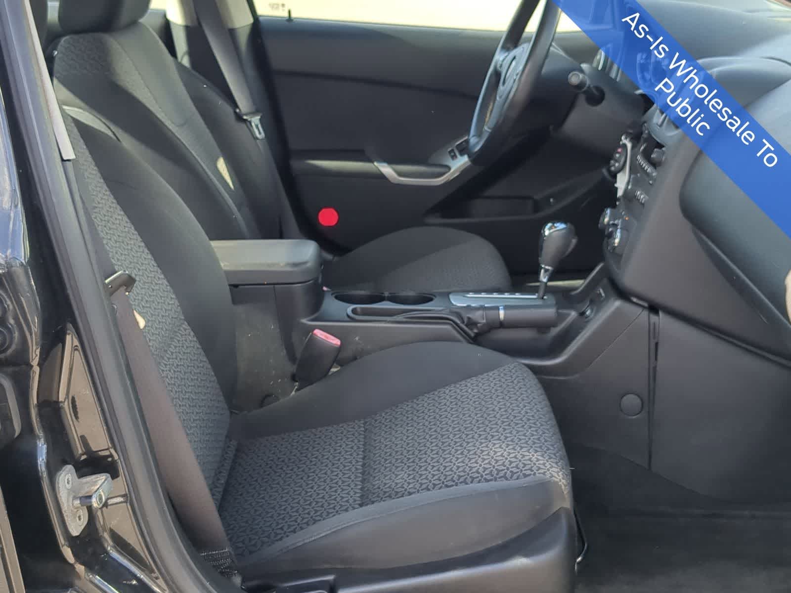 Thumbnail: 2009 Pontiac G6 - 21