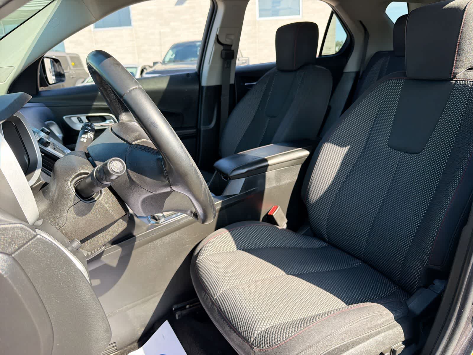 Thumbnail: 2015 Chevrolet Equinox - 17