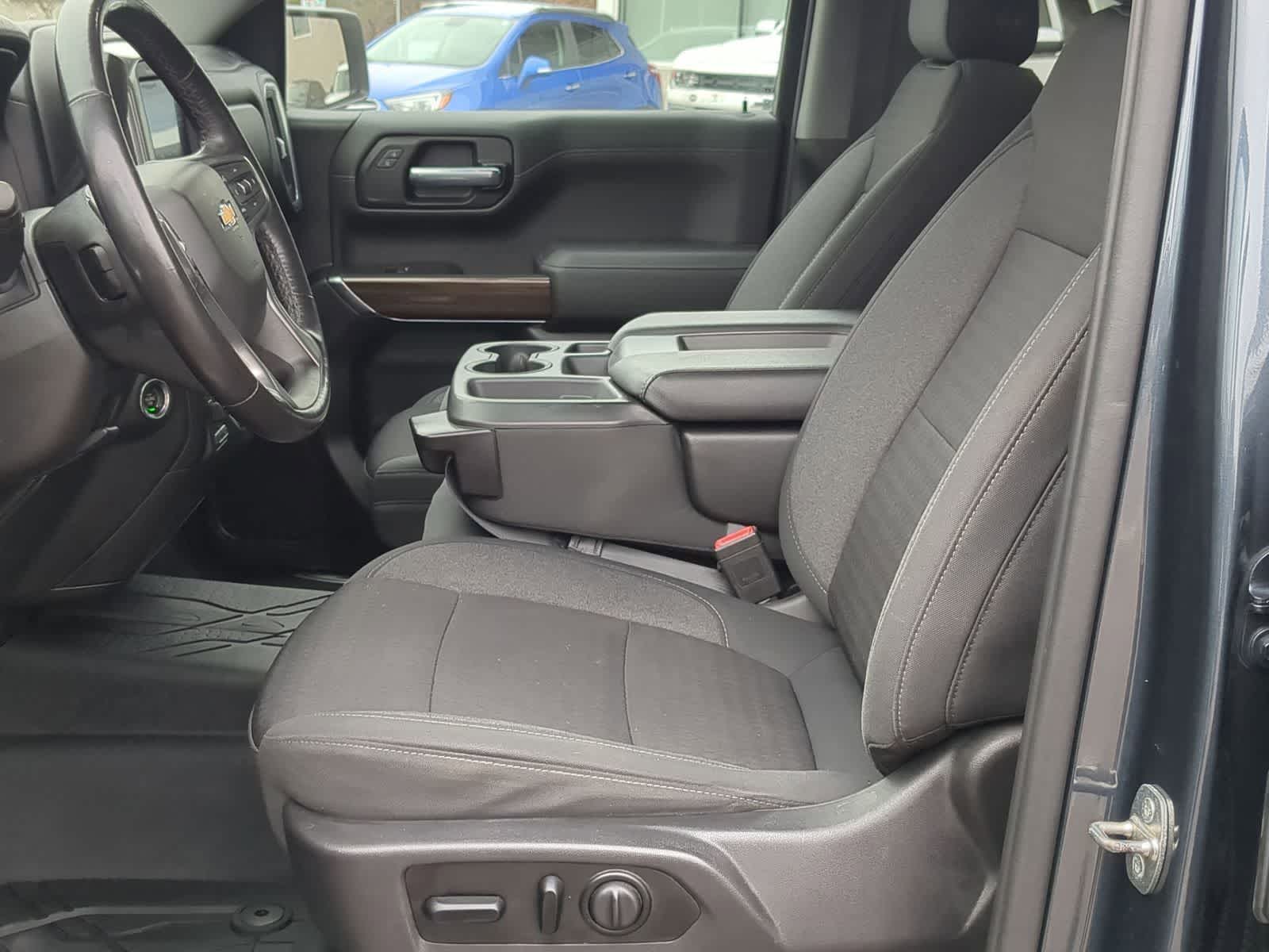 Thumbnail: 2021 Chevrolet Silverado 1500 - 22