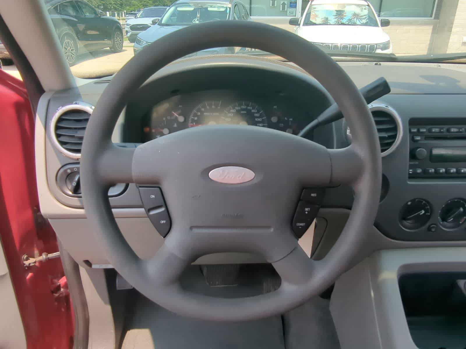 Thumbnail: 2004 Ford Expedition - 22
