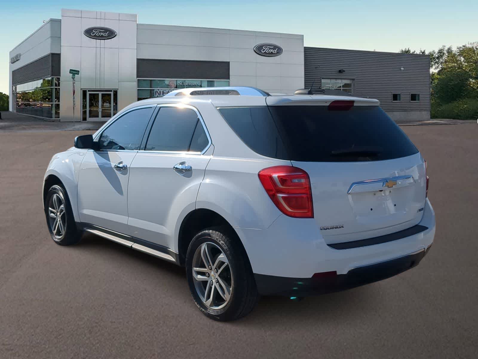 Thumbnail: 2017 Chevrolet Equinox - 8