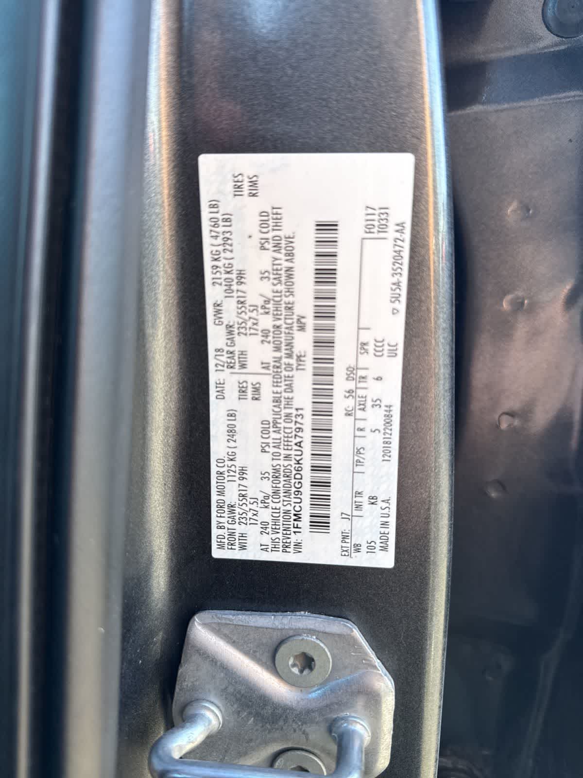 Thumbnail: 2019 Ford Escape - 3