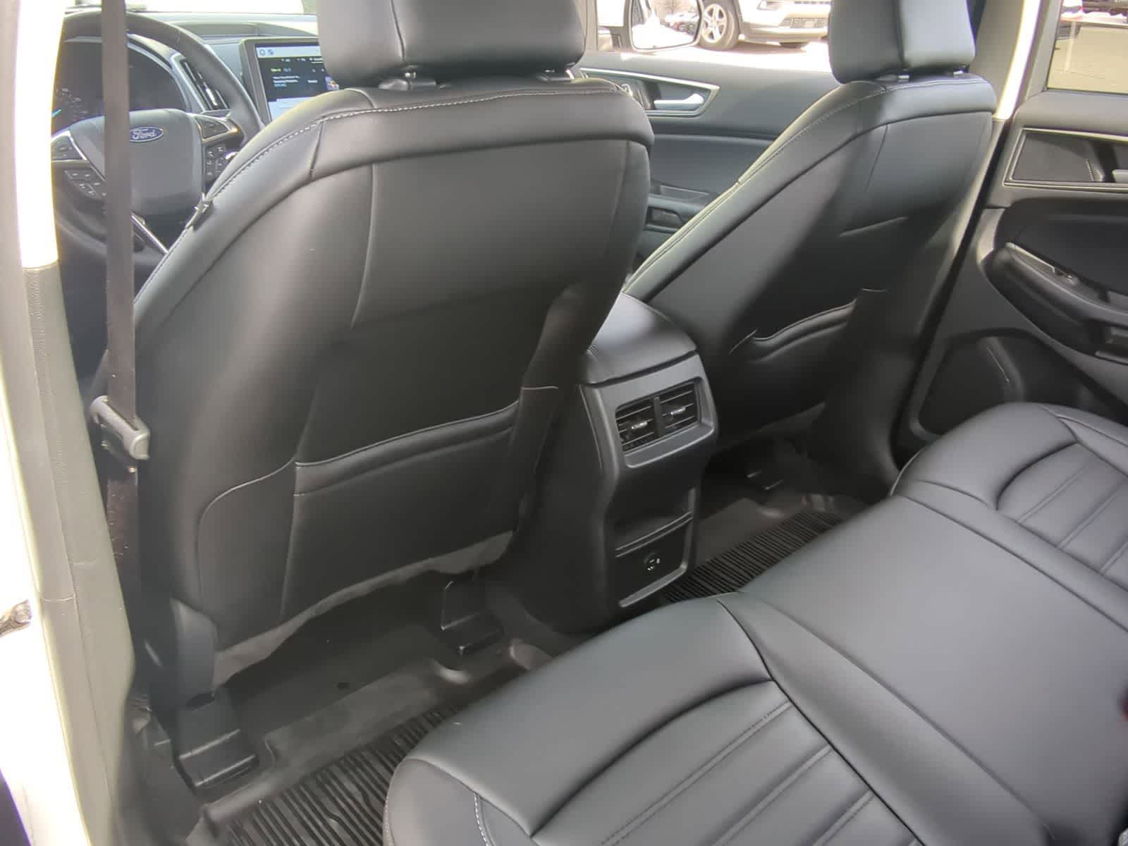2022 Ford Edge SEL 21