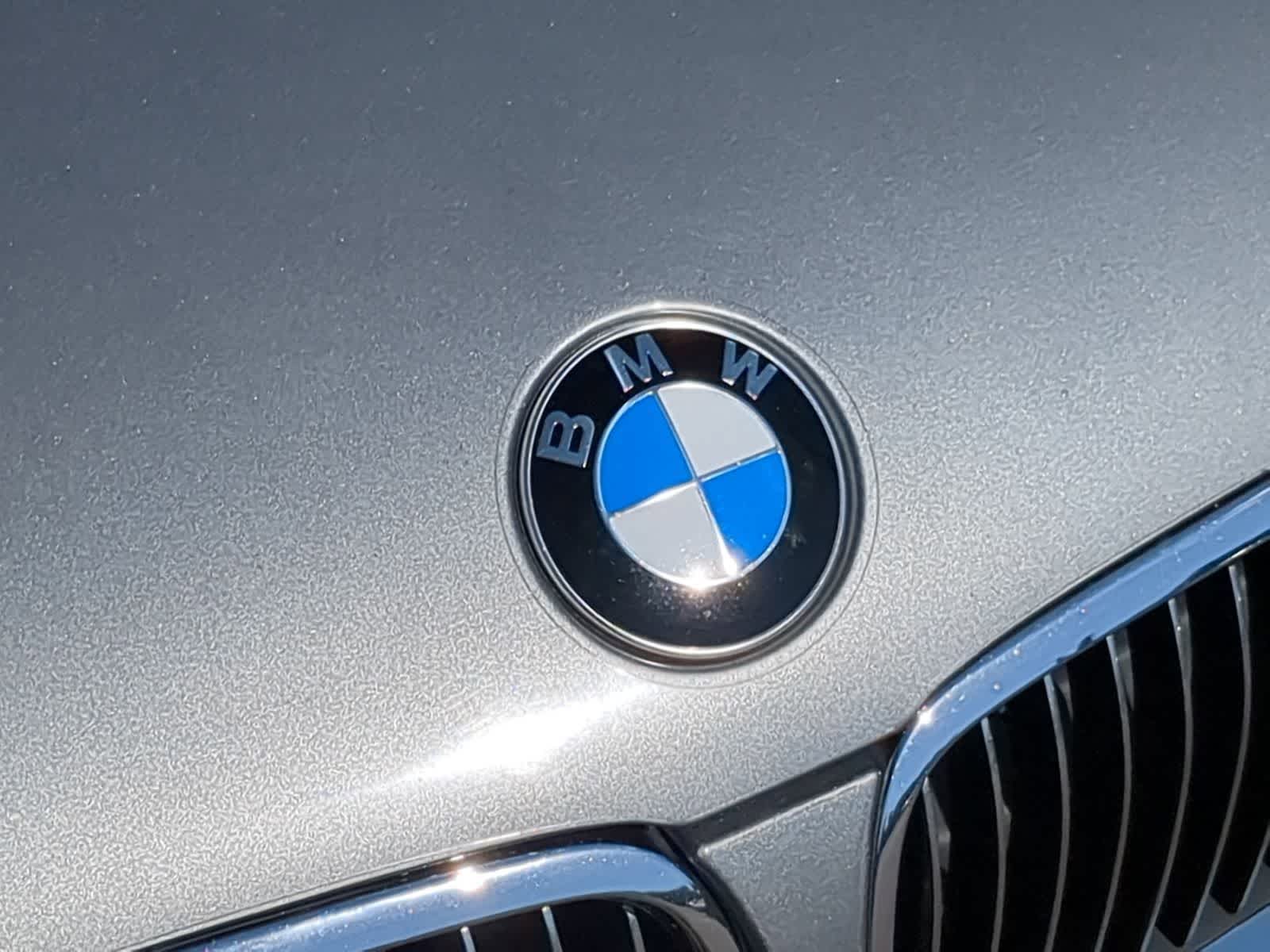 Thumbnail: 2010 BMW 3 Series - 18