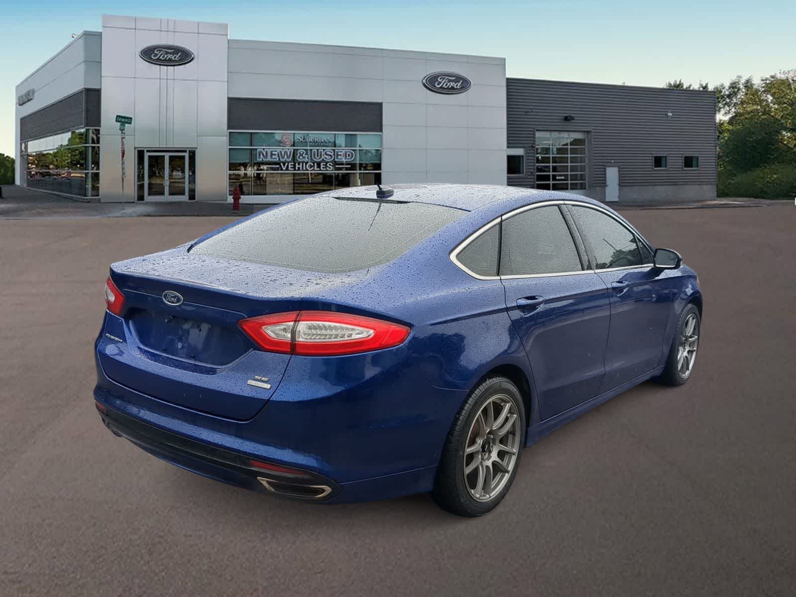 Thumbnail: 2015 Ford Fusion - 11