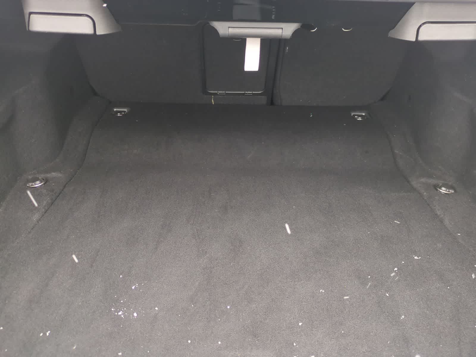 Thumbnail: 2012 Mercedes-Benz E-Class - 46