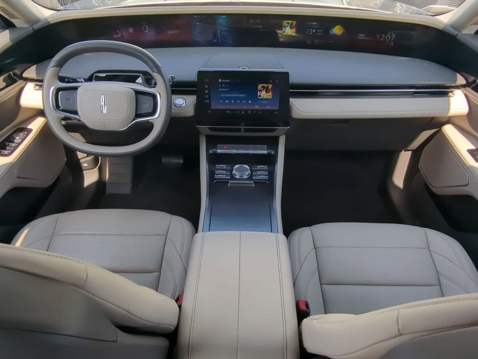 Thumbnail: 2024 Lincoln Nautilus - 19