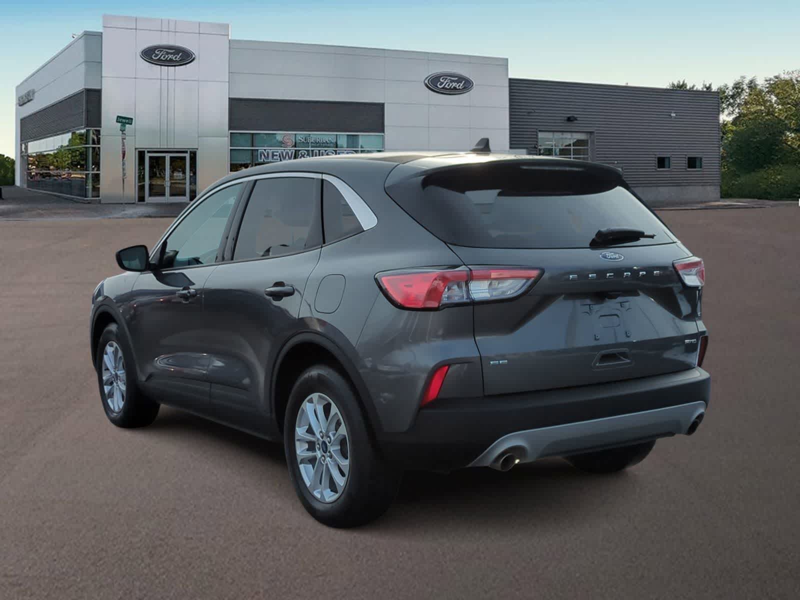 Thumbnail: 2022 Ford Escape - 8