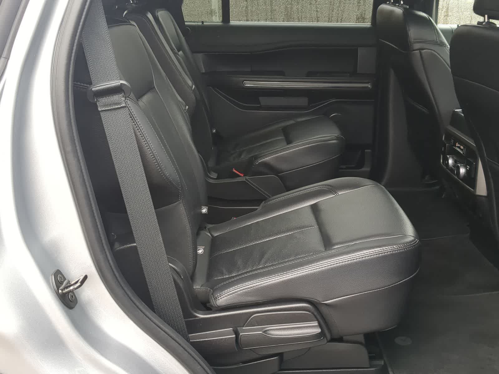 Thumbnail: 2020 Ford Expedition - 27