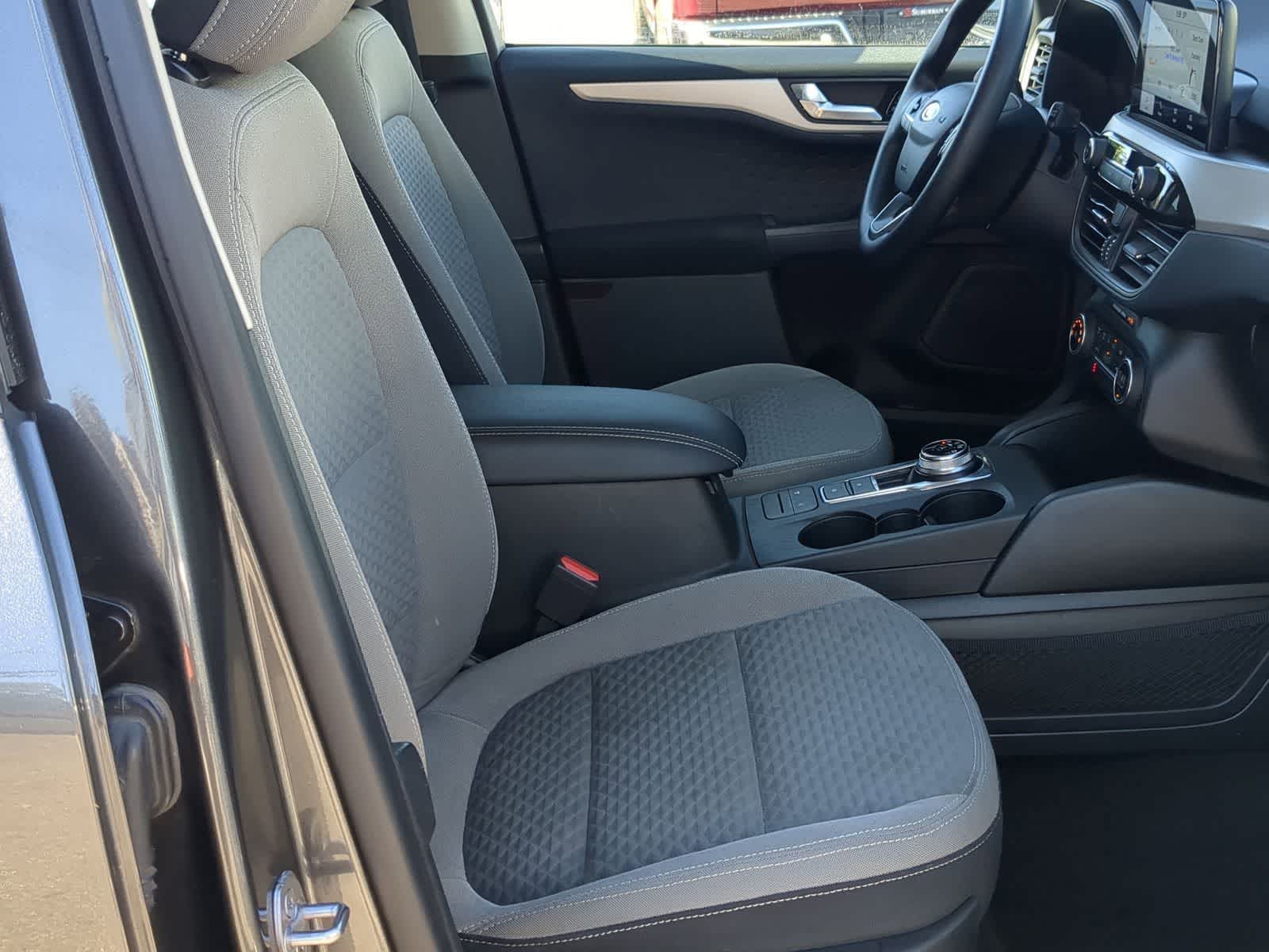 Thumbnail: 2020 Ford Escape - 23