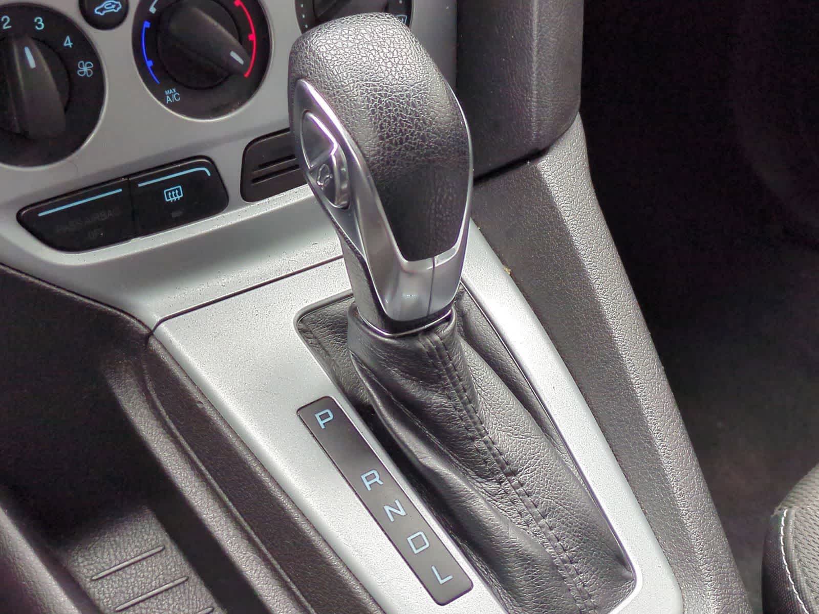 Thumbnail: 2012 Ford Focus - 30