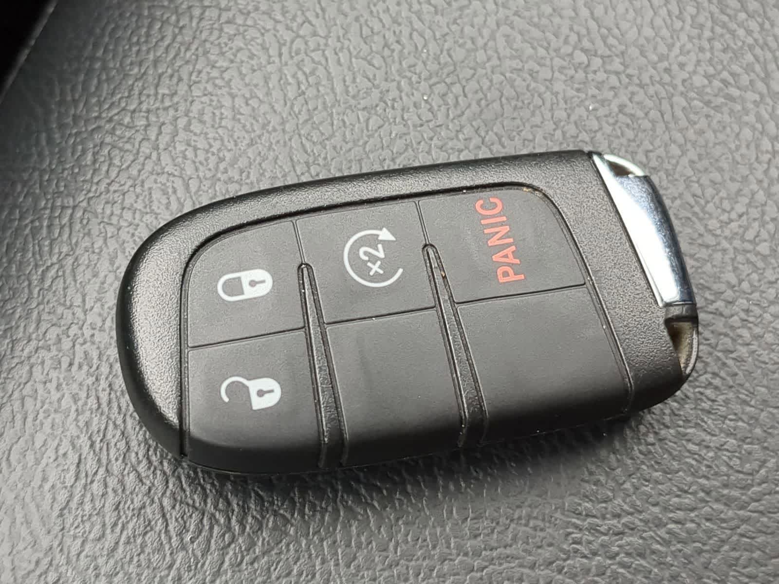 Thumbnail: 2018 Jeep Compass - 36