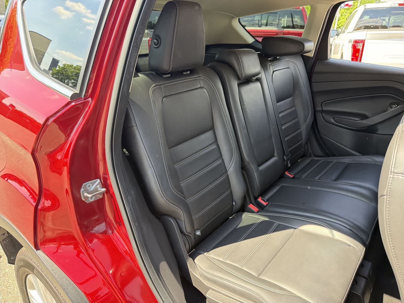 Thumbnail: 2019 Ford Escape - 25