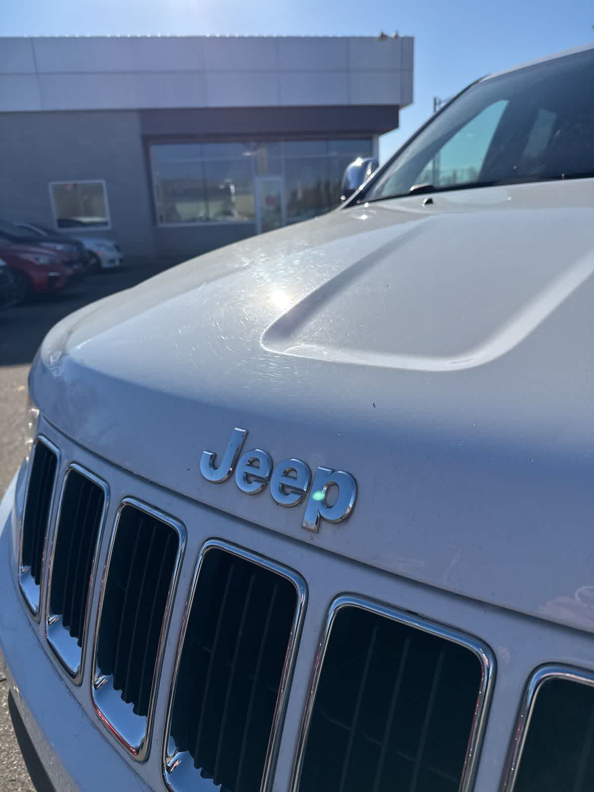 Thumbnail: 2015 Jeep Grand Cherokee - 10