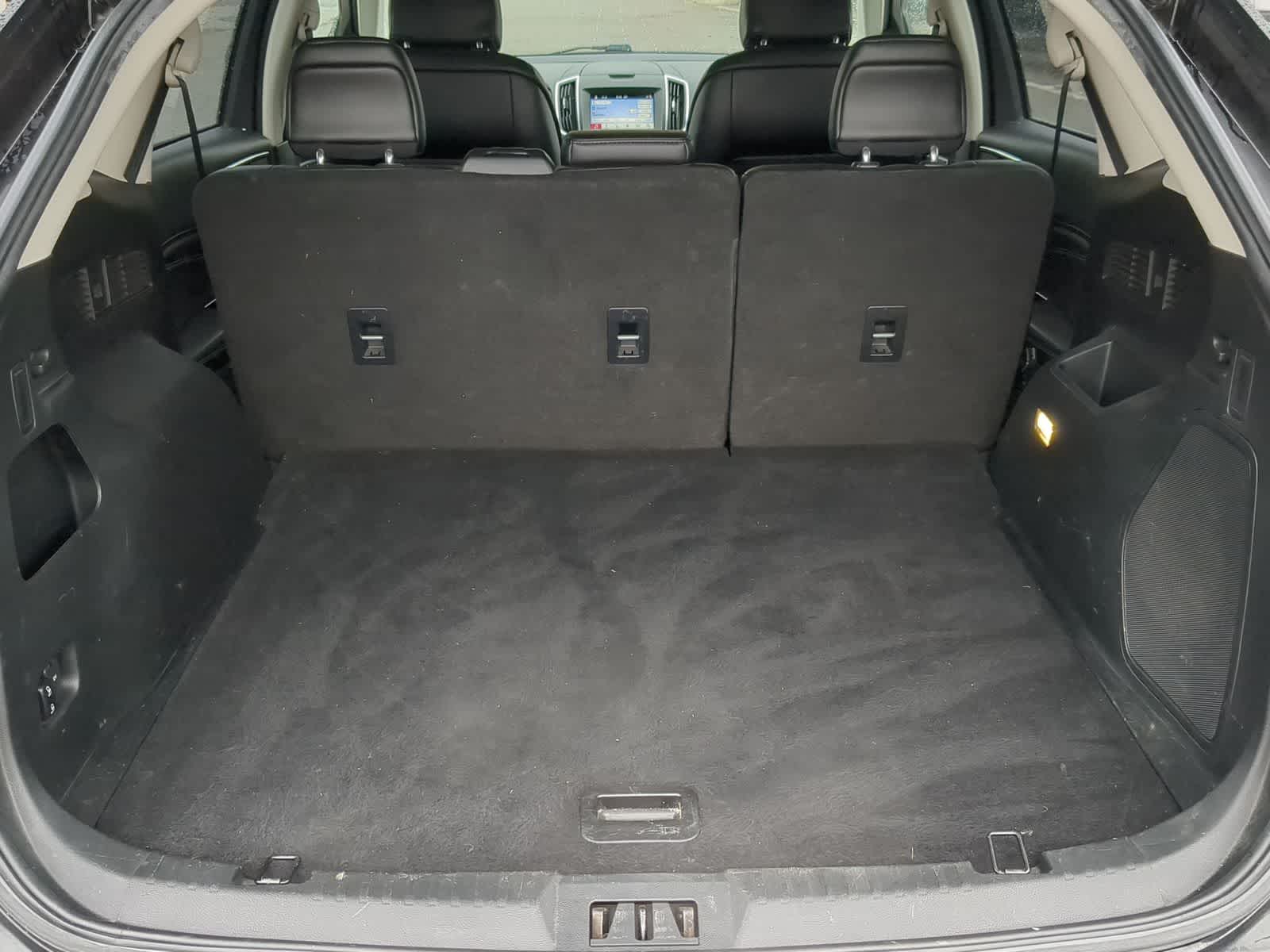 Thumbnail: 2017 Ford Edge - 39