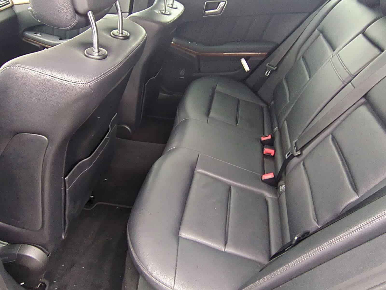 Thumbnail: 2012 Mercedes-Benz E-Class - 30